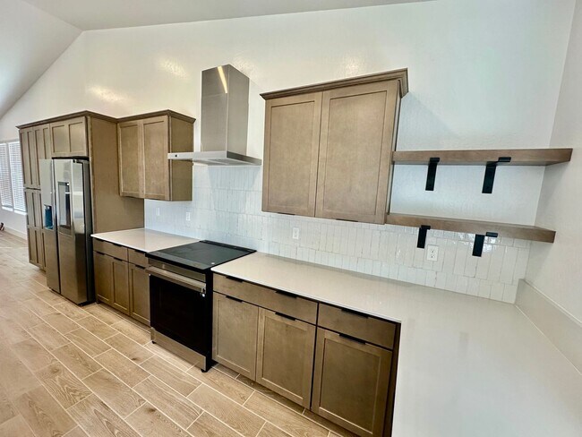 Building Photo - 5-Bedroom Lennar in Riverstone Community