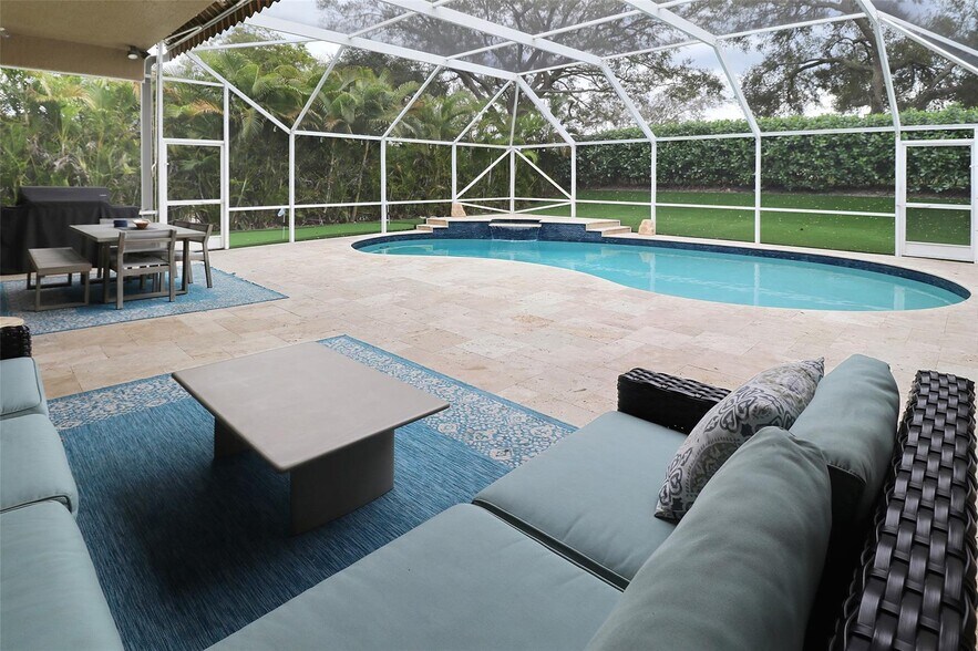 Building Photo - 6430 NW 98th Ln