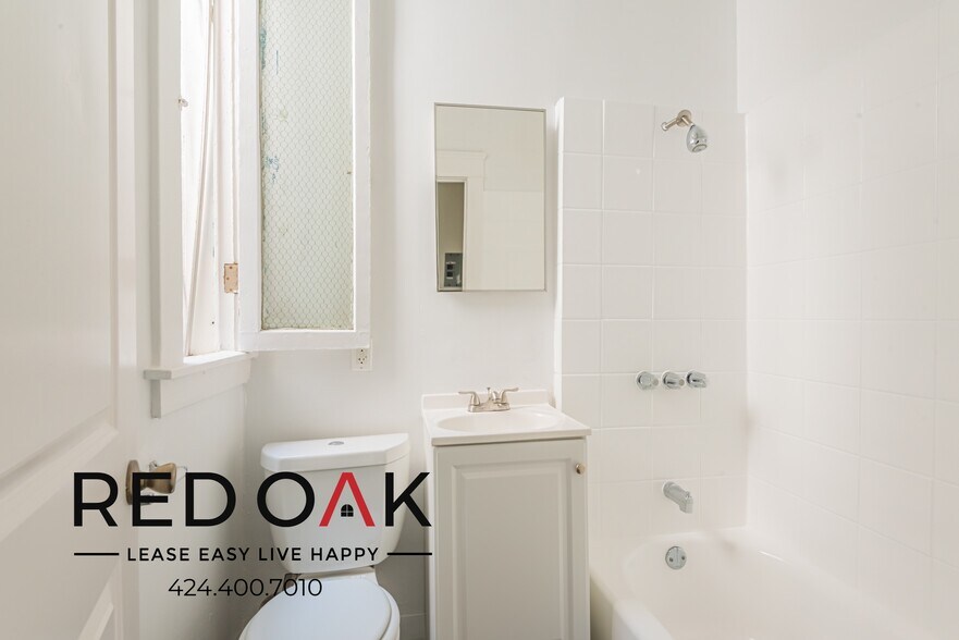 Building Photo - 2737 San Marino St