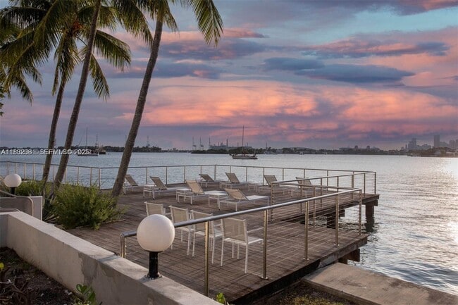 Building Photo - 3 Island Ave