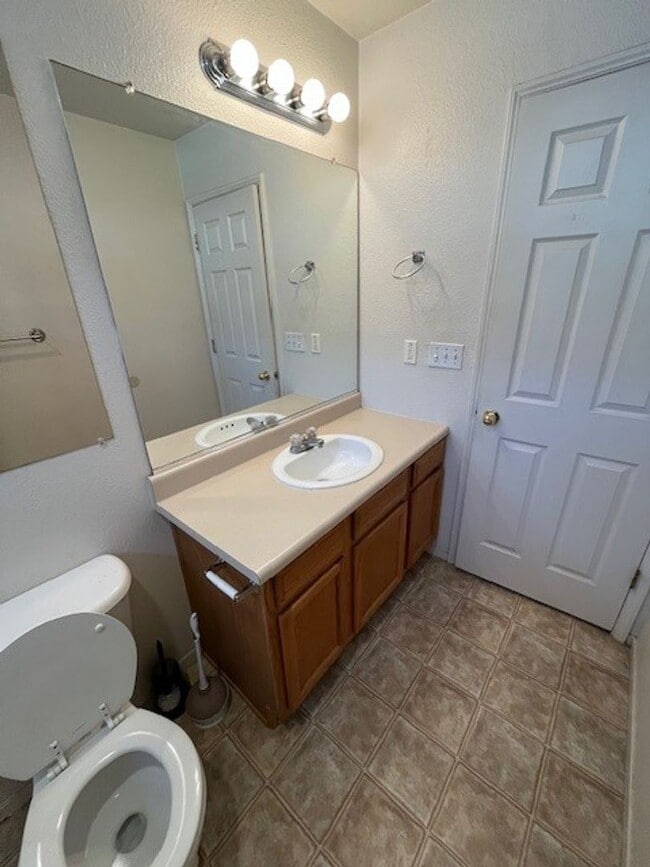 Building Photo - Coming Soon!