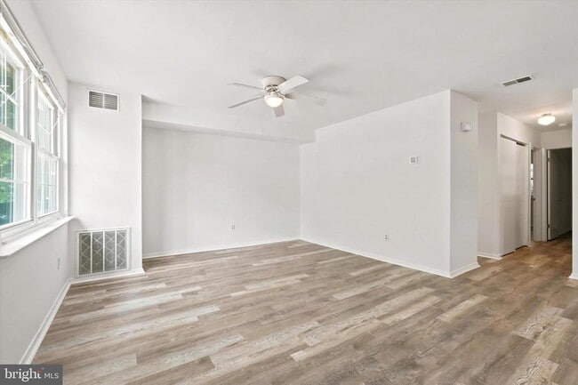 Building Photo - 175 Parker Ave