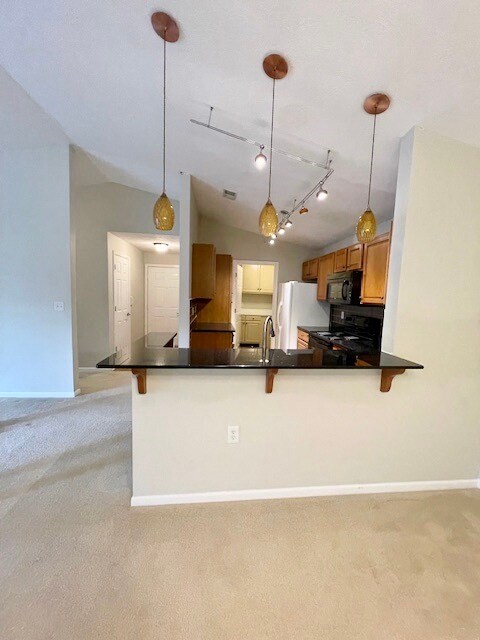 Kitchen - 6401 Cameron Ln