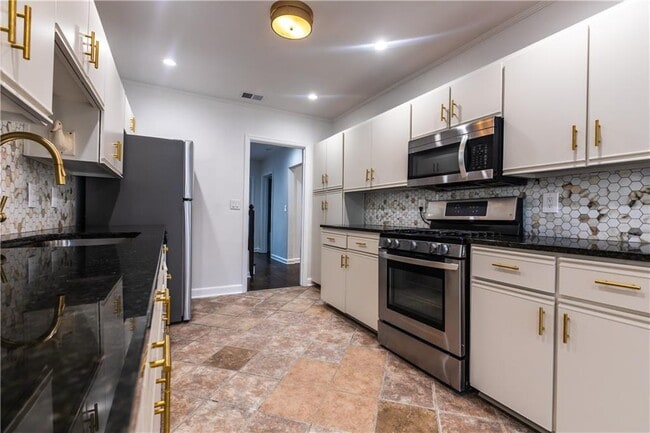 Building Photo - 88 Karland Dr NW