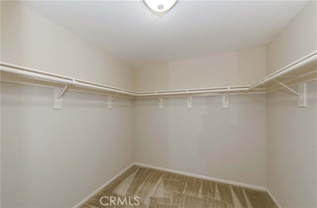 Building Photo - 15 Flyers Ln