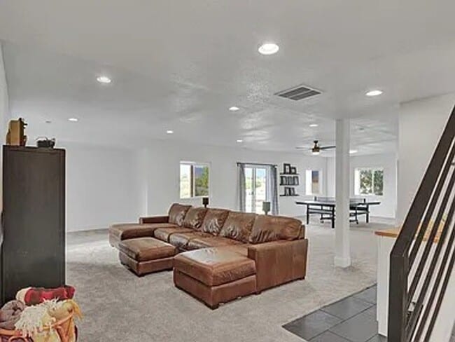 Building Photo - 15692 Paiute Cir