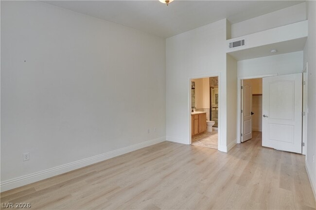 Building Photo - 8985 S Durango Dr