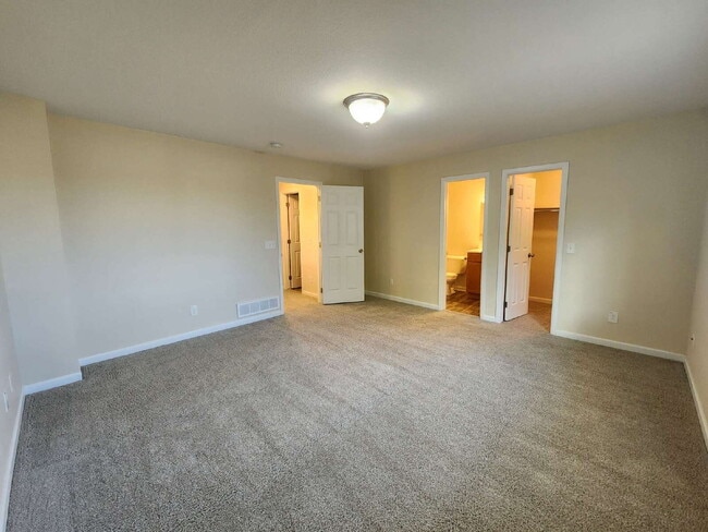 Building Photo - Nice Updated 3 Bedroom 2 Bath Two Story Home in Parker!