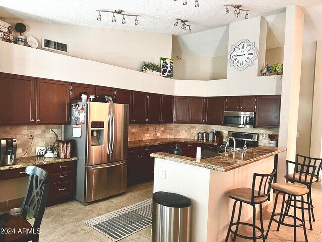 Building Photo - 3630 E Goldfinch Gate Ln