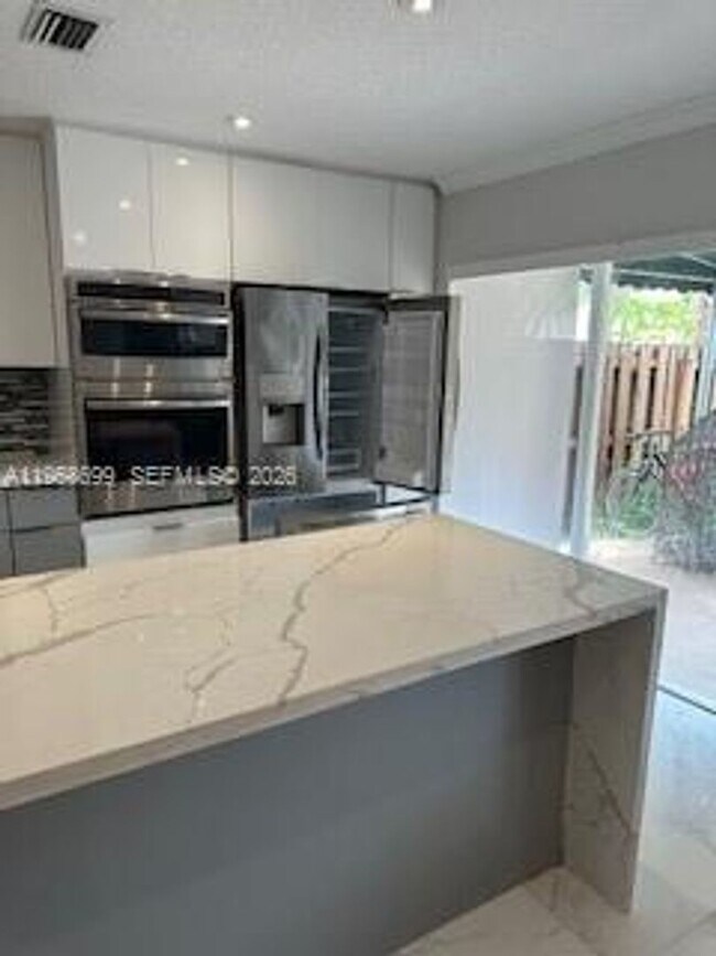 Building Photo - 14042 SW 178th St