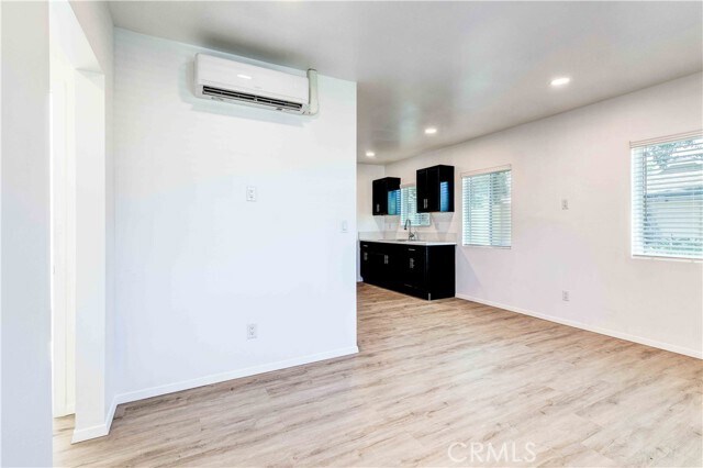 Building Photo - 10108 Fernglen Ave