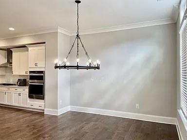 Building Photo - 6651 Sterling Dr