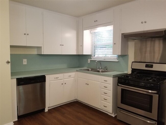 Building Photo - 4502 Banbury Bend