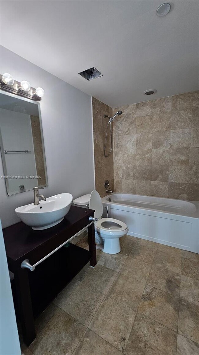 Building Photo - 350 S Miami Ave