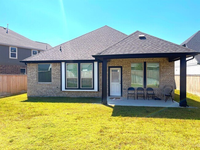 Building Photo - 12614 White Pelican Ct