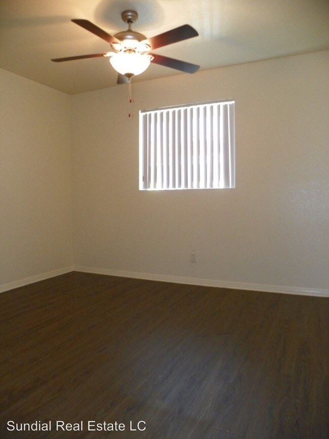 Building Photo - 65-65 N May