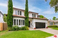 Building Photo - 2627 Castle Heights Pl