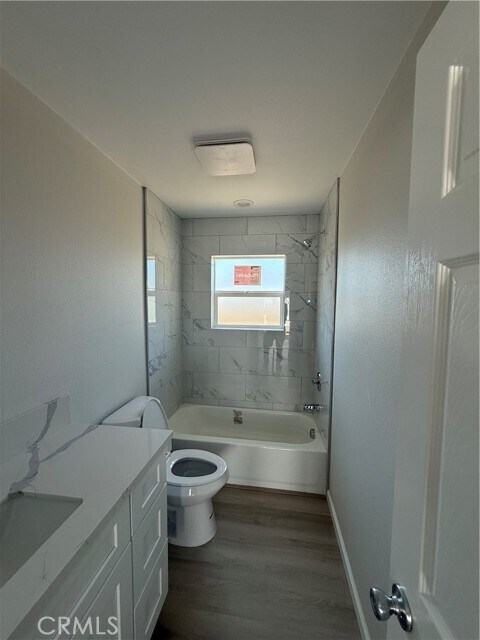 Building Photo - 1332 Olivine Ave