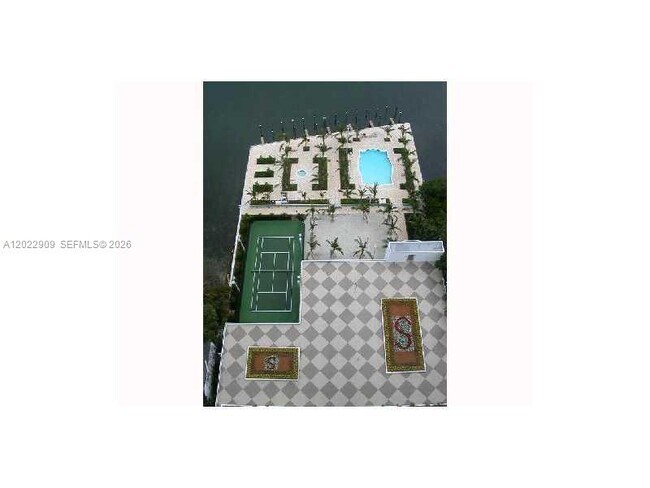 Building Photo - 2101 Brickell Ave