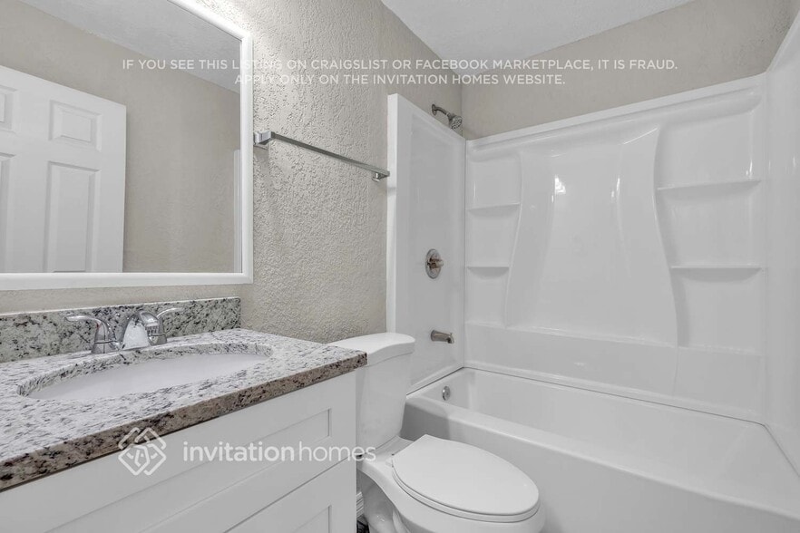 Building Photo - 4545 Lane Ave S