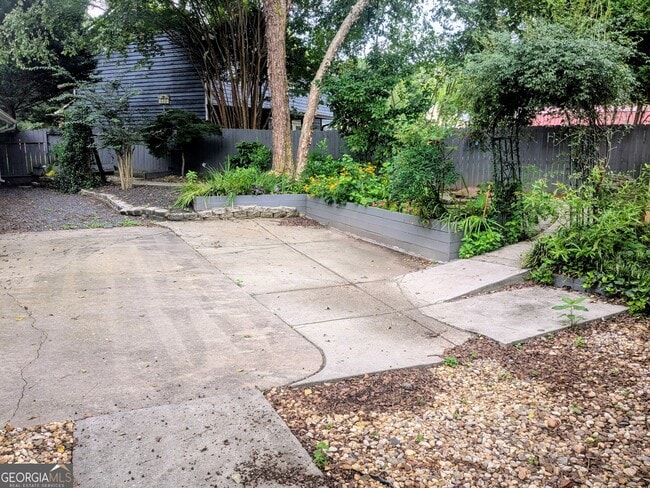Building Photo - 101 Cornflower Ct