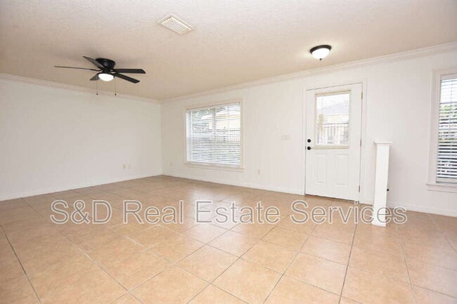 Building Photo - 5365 River Rock Rd