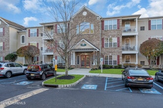 Building Photo - 516 Sophee Ln