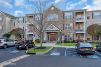 Building Photo - 516 Sophee Ln