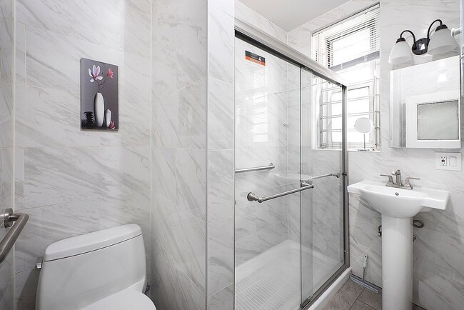 Building Photo - 35-31 78th St