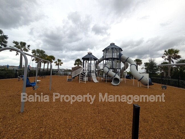 Building Photo - 1066 Ocean Spray Dr