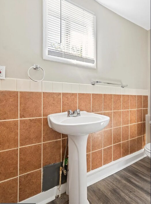 Building Photo - 163 N Wolfe St