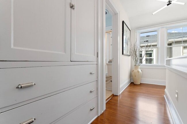 Building Photo - Fully Furnished Luxury Home – Just 3 Block...