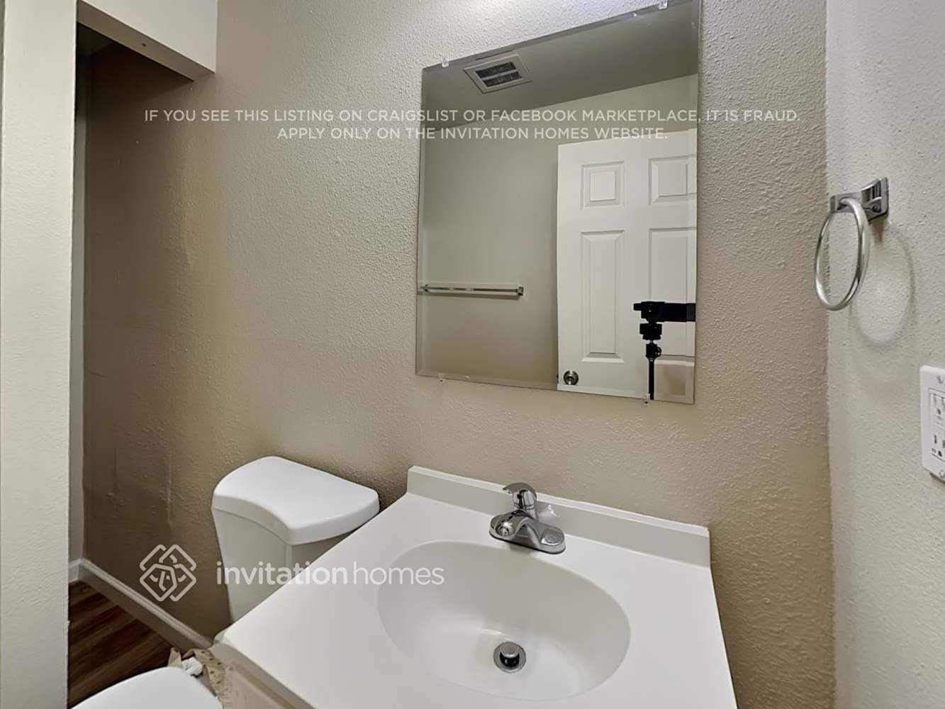 Building Photo - 1510 155th St E