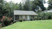 Building Photo - Charming Ranch Home in Collier Heights- A Must-See!