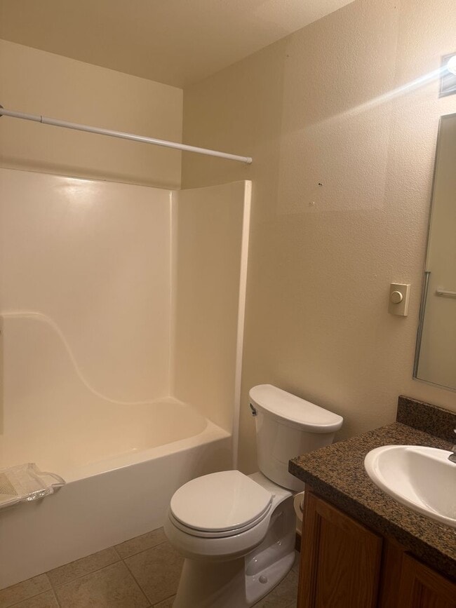 Building Photo - 3 BR Condo in Victor, Idaho