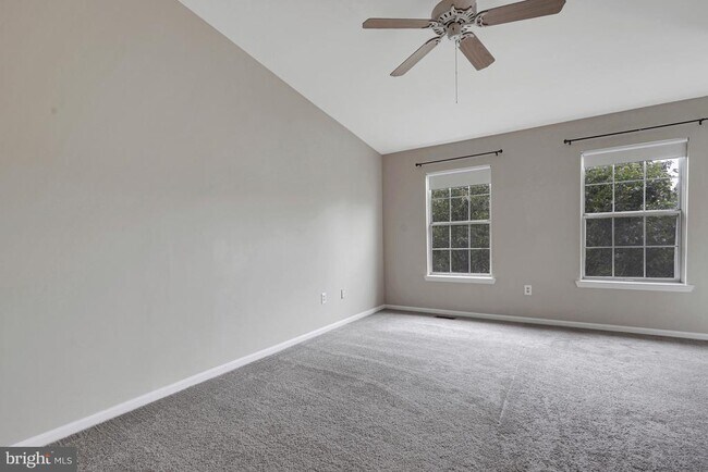 Building Photo - 44030 Gala Cir
