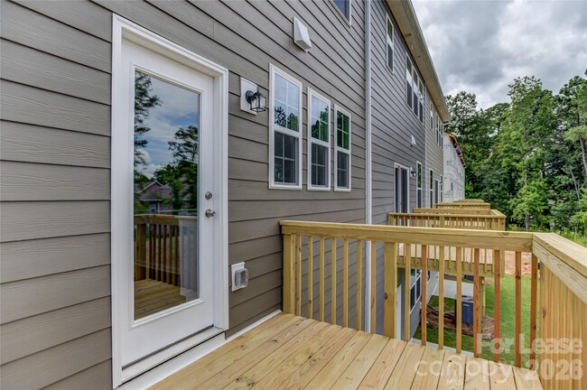 Building Photo - 12112 Ardrey Park Dr