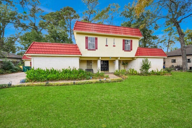 Building Photo - 17 Winged Foot Dr