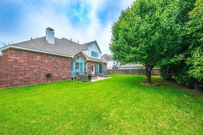 Building Photo - 2211 Merrill Hills Cir