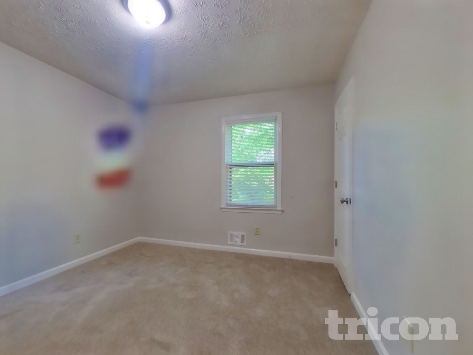 Building Photo - 143 Aspen Ct