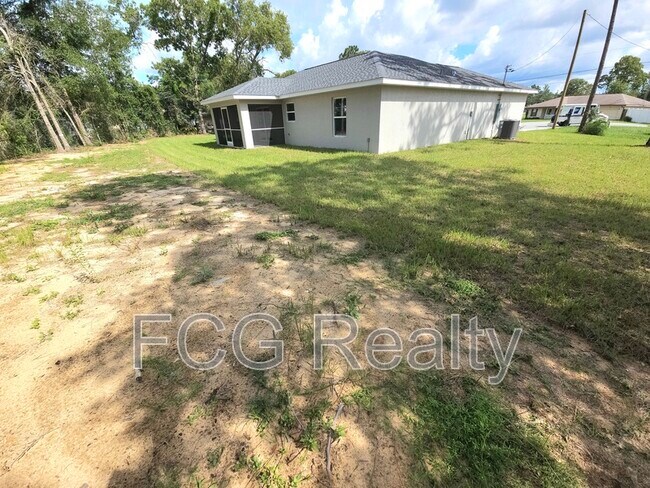 Building Photo - 44 Redwood Run