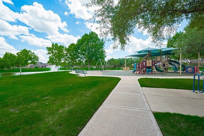 Building Photo - 21122 Lilac Meadows Ln