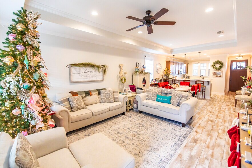 Building Photo - 325 Turtle Cove