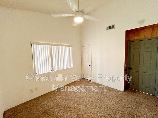 Building Photo - 45414 Driftwood Dr