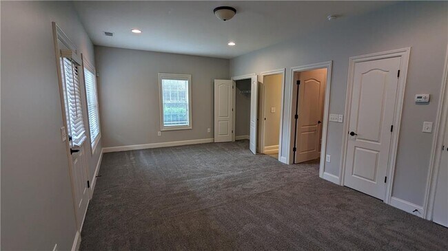 Building Photo - 1020 Willow Field Ln