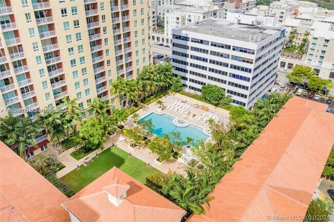 Building Photo - 7350 SW 89th St