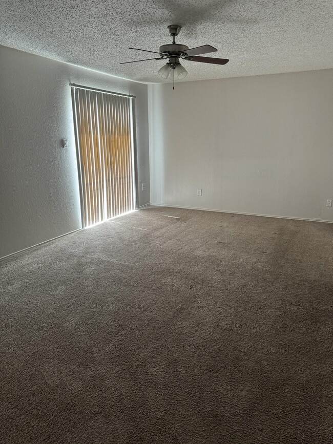 Building Photo - 5988 Westcreek Dr