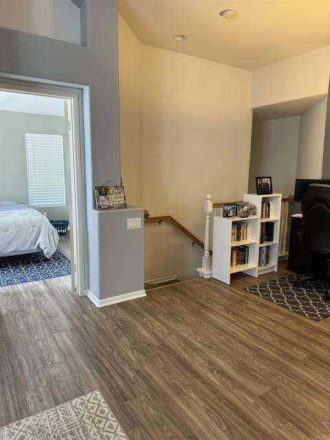 Building Photo - 16941 Meadowlark Ridge Rd