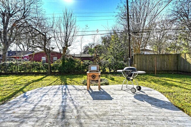 Building Photo - 9527 Vilven Ln