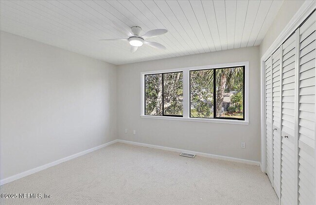 Building Photo - 53 S 9 Dr
